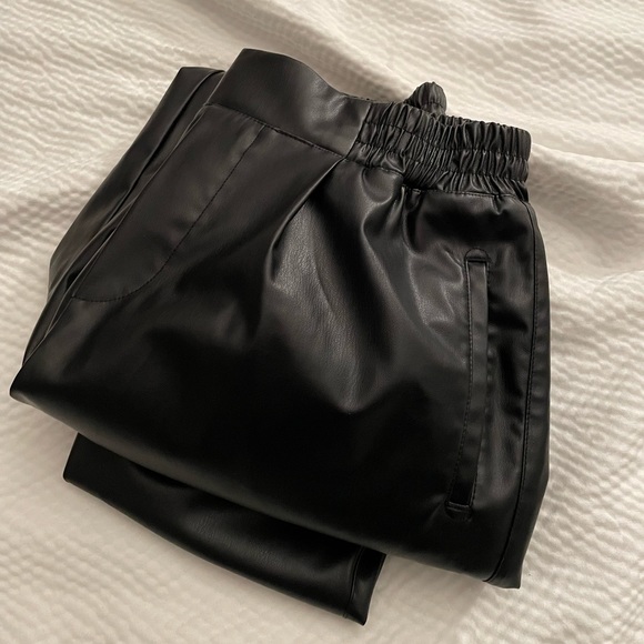 ATM Anthony Thomas Melillo Black Faux Leather Jogger Pants - Picture 6 of 15
